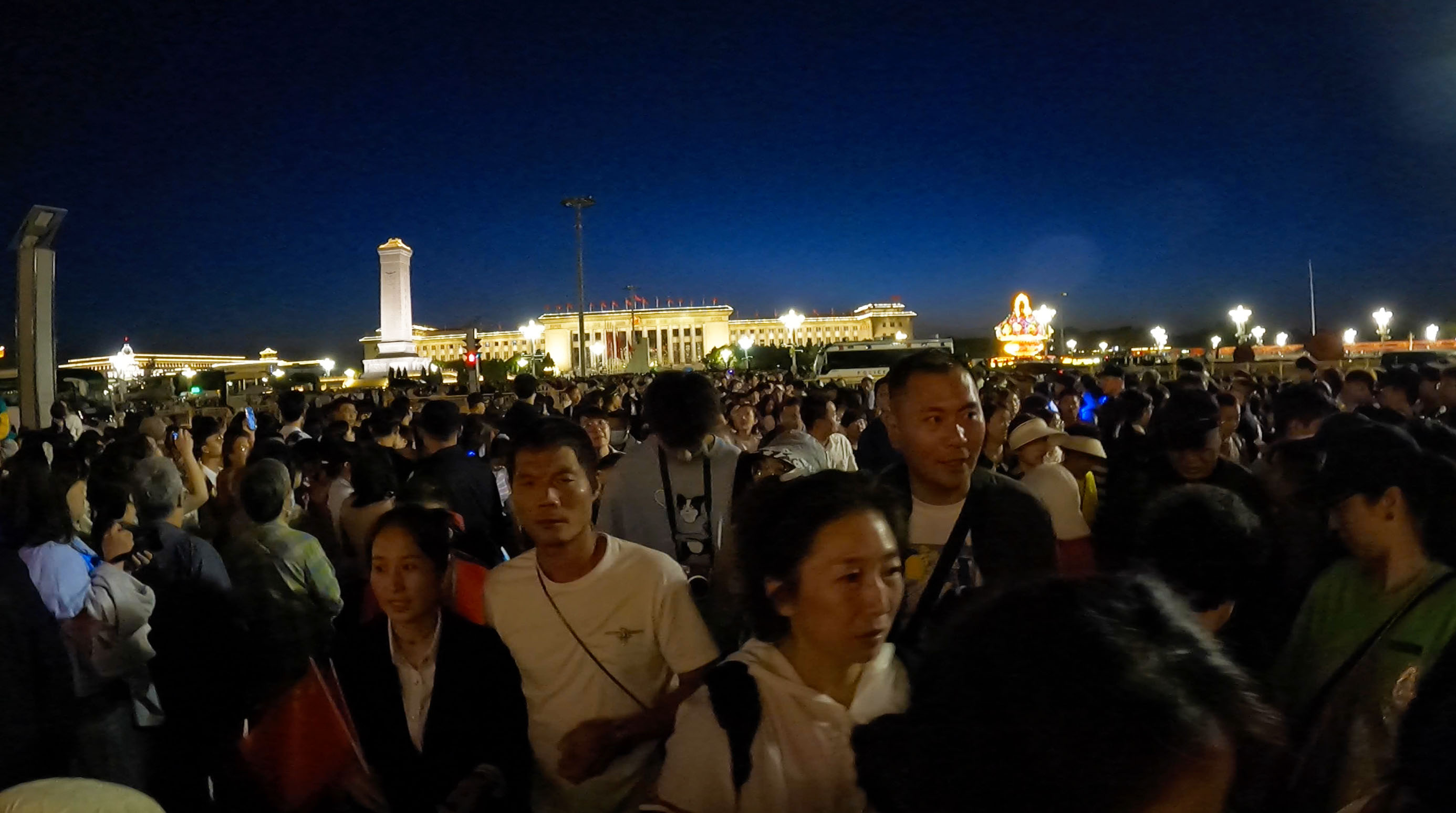 1696124096308432.jpg 12,2023年9月30日晚上天安门广场.jpg